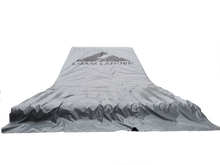 Lade das Bild in den Galerie-Viewer, Front view, Loam Lander inflatable airbag lander
