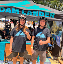 Lade das Bild in den Galerie-Viewer, The Loam Lander Short Sleeve T
